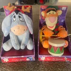 Disney Festive Eeyore and Tigger Plush Set